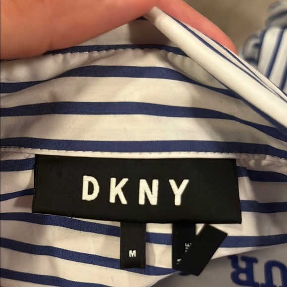 DKNY Women’s Blue and White Striped Button Down Shirt Size: M - Picture 3 of 4